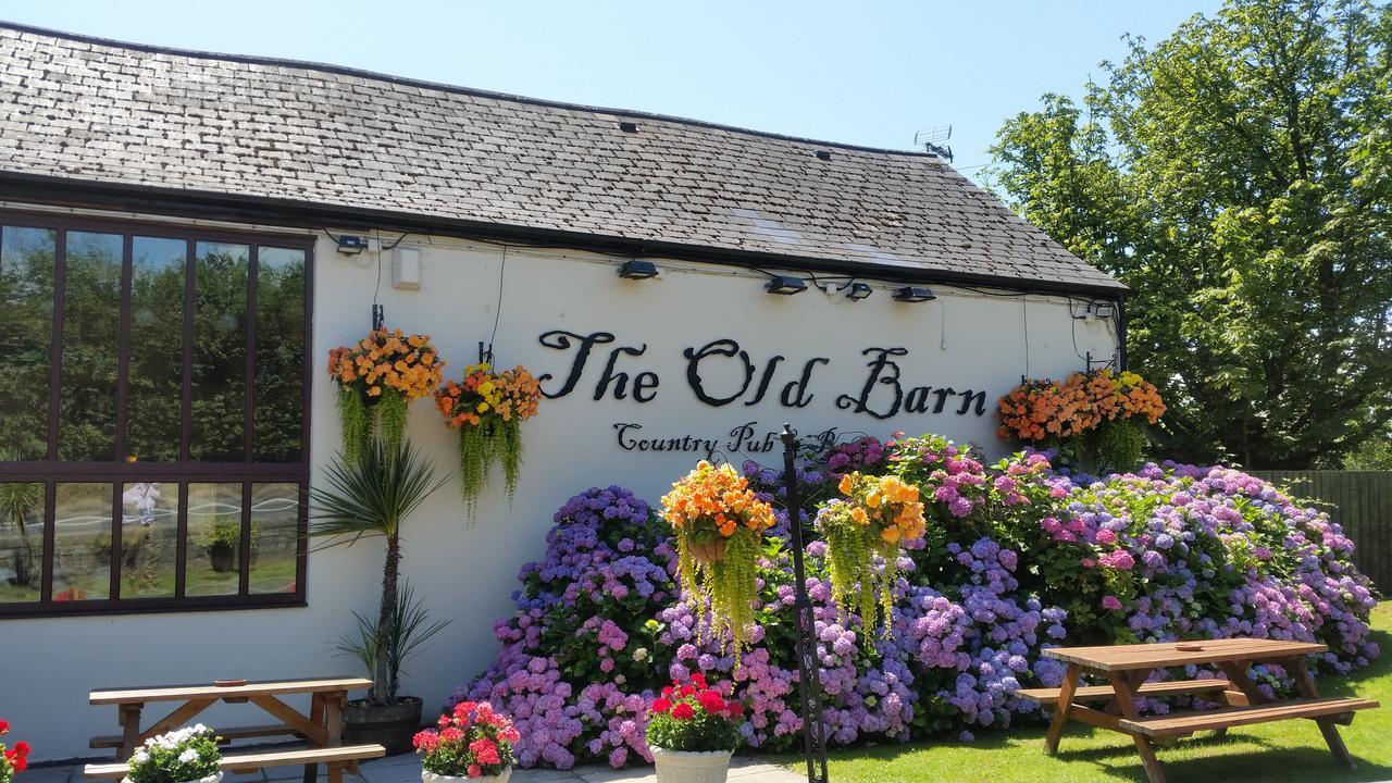 The Old Barn Inn Newport (Gwent) Exterior foto