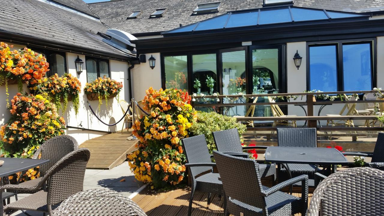 The Old Barn Inn Newport (Gwent) Exterior foto