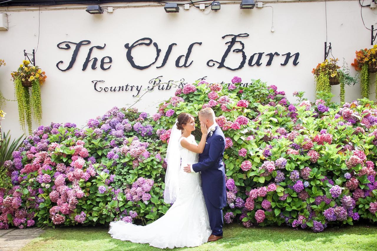 The Old Barn Inn Newport (Gwent) Exterior foto