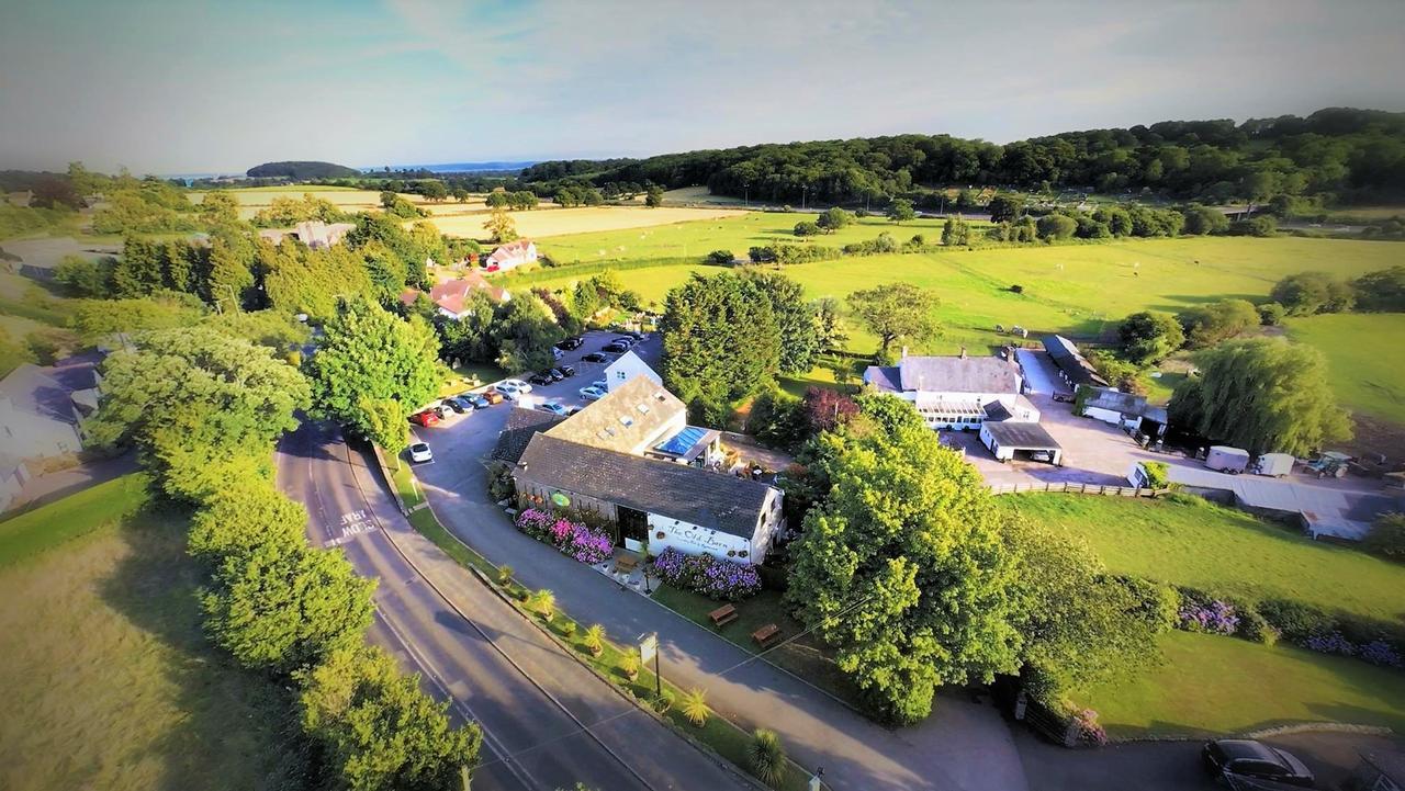 The Old Barn Inn Newport (Gwent) Exterior foto